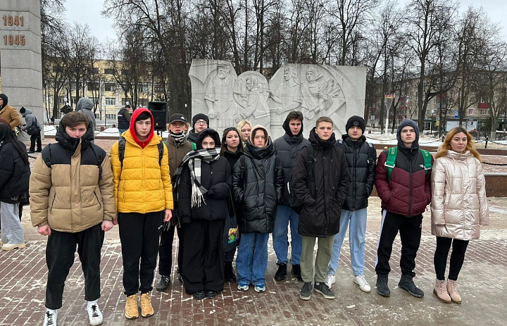 В пятницу 27 января прошли памятные мероприятия в честь полного освобождения Ленинграда от фашистской блокады прошли на площади Славы.