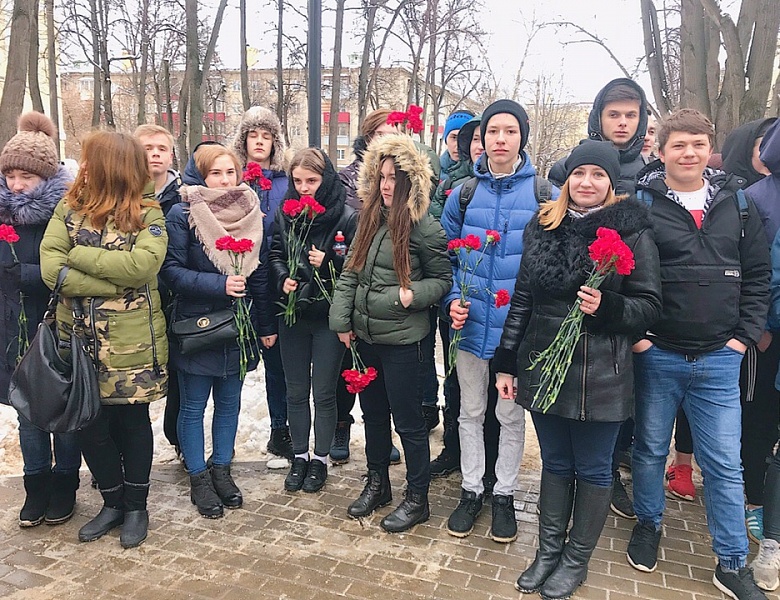 Студенты участвовали в митинге посвященном, 30-ой годовщине со дня вывода советских войск из Республики Афганистан.